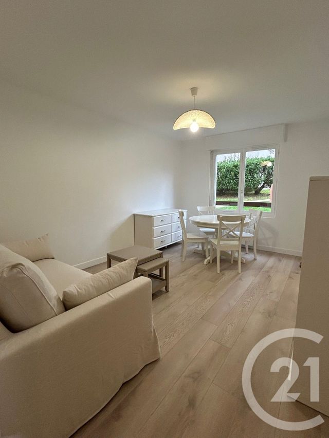 Afficher la photo en grand Appartement F1 à louer - 1 pièce - 31,66 m2 - Avon - 77 - ILE-DE-FRANCE