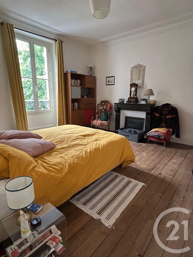 Afficher la photo en grand Maison à louer - 6 pièces - 115,05 m2 - Fontainebleau - 77 - ILE-DE-FRANCE