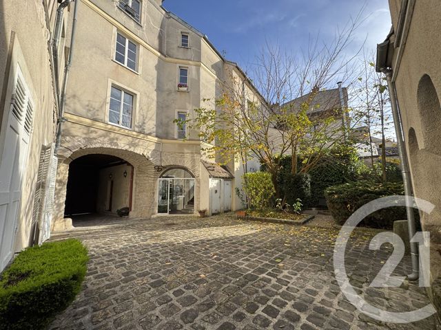 Appartement à vendre - 5 pièces - 106,81 m2 - Fontainebleau - 77 - ILE-DE-FRANCE