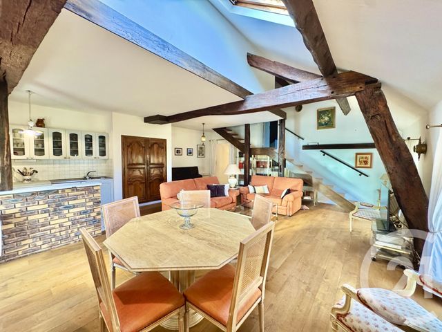 Appartement à vendre - 5 pièces - 106,81 m2 - Fontainebleau - 77 - ILE-DE-FRANCE