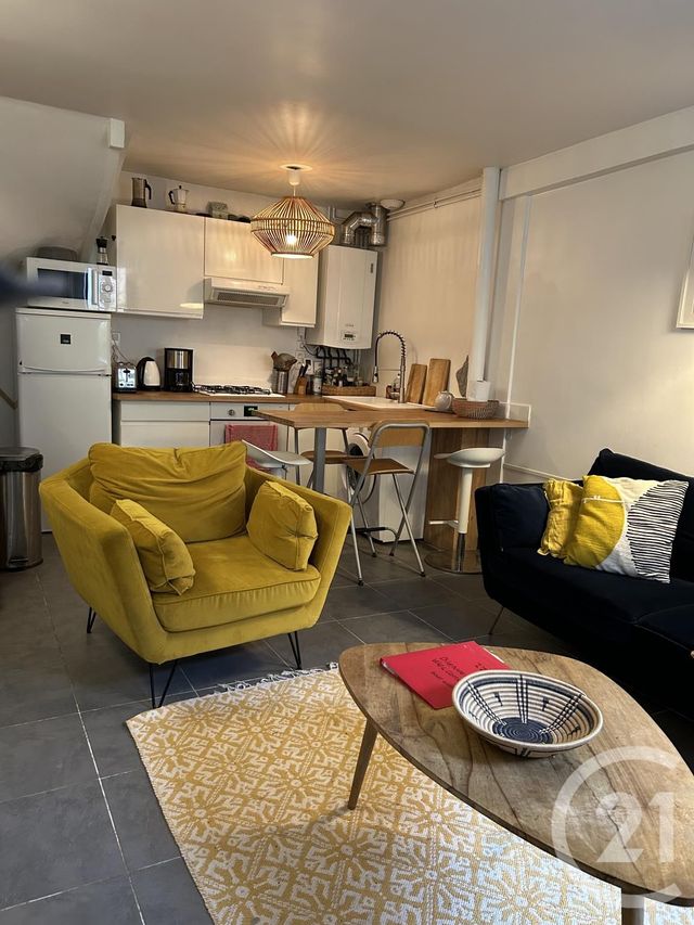 Maison à louer - 3 pièces - 42,50 m2 - Fontainebleau - 77 - ILE-DE-FRANCE