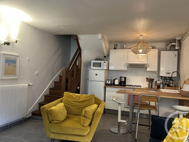 Maison à louer - 3 pièces - 42,50 m2 - Fontainebleau - 77 - ILE-DE-FRANCE