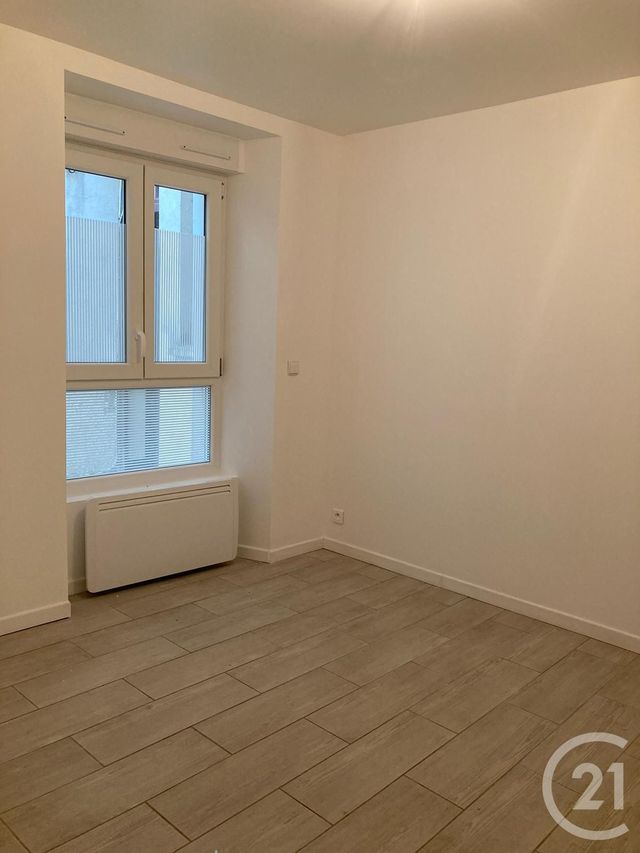 Appartement &agrave; vendre - 2 pi&egrave;ces - 23,08 m2 - Fontainebleau - 77 - ILE-DE-FRANCE