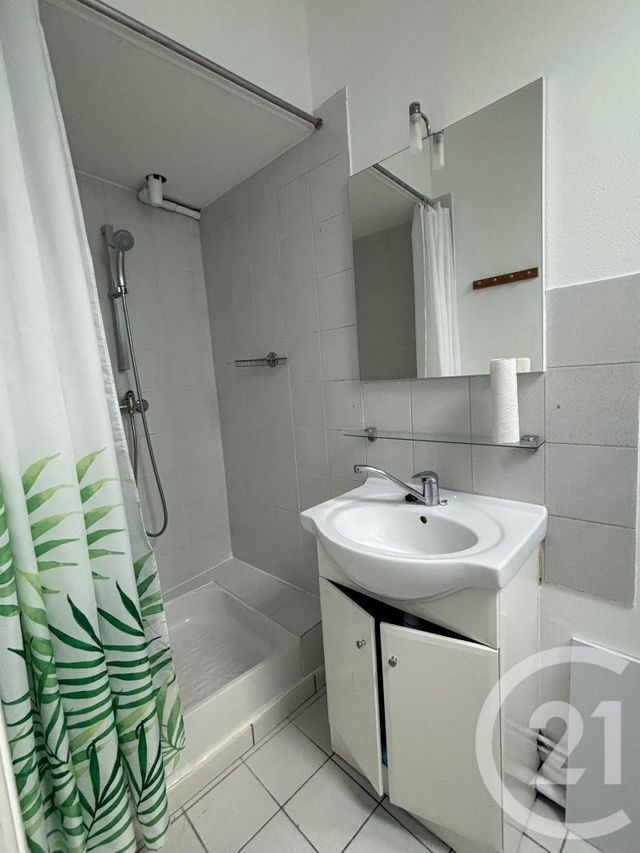 Appartement à louer - 2 pièces - 46,22 m2 - Samois Sur Seine - 77 - ILE-DE-FRANCE