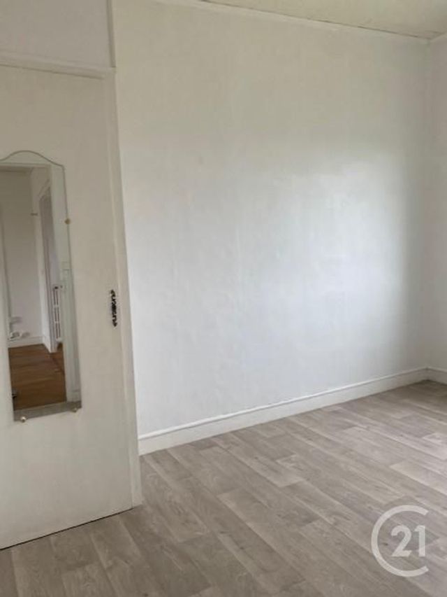 Appartement à louer - 4 pièces - 56,83 m2 - Avon - 77 - ILE-DE-FRANCE