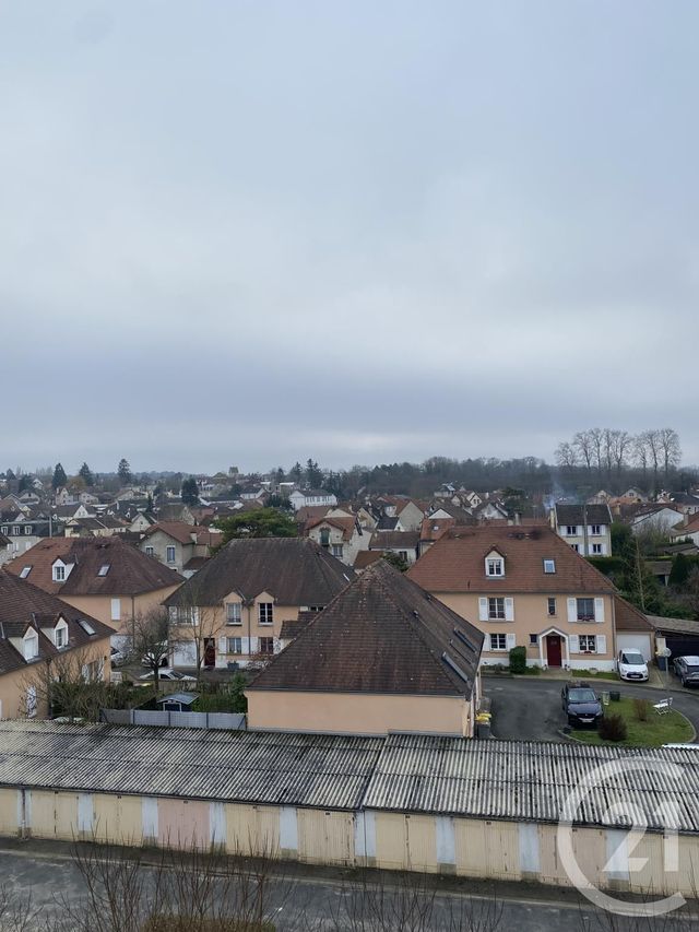 Appartement à louer - 4 pièces - 56,83 m2 - Avon - 77 - ILE-DE-FRANCE