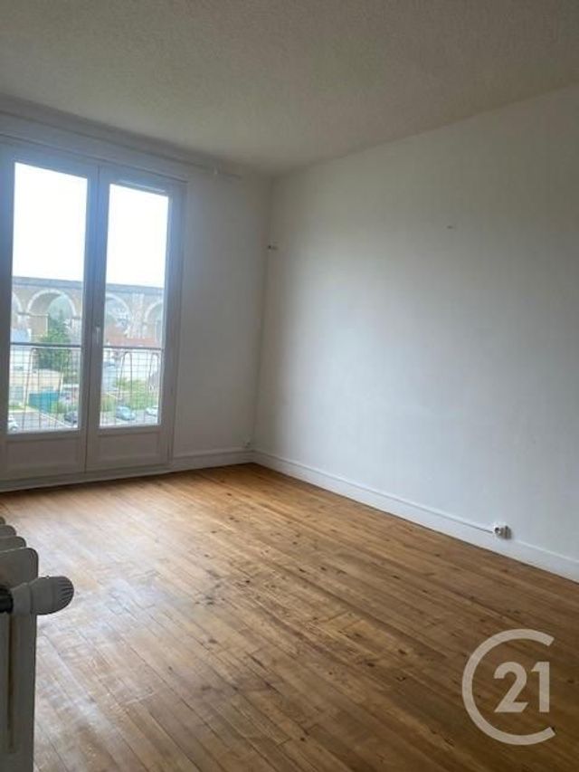 Appartement à louer - 4 pièces - 56,83 m2 - Avon - 77 - ILE-DE-FRANCE