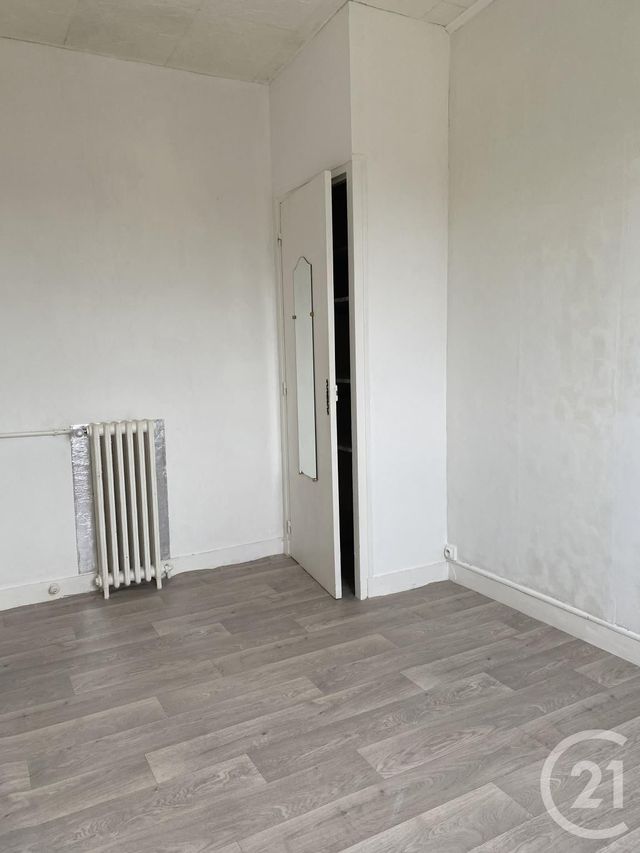 Appartement à louer - 4 pièces - 56,83 m2 - Avon - 77 - ILE-DE-FRANCE