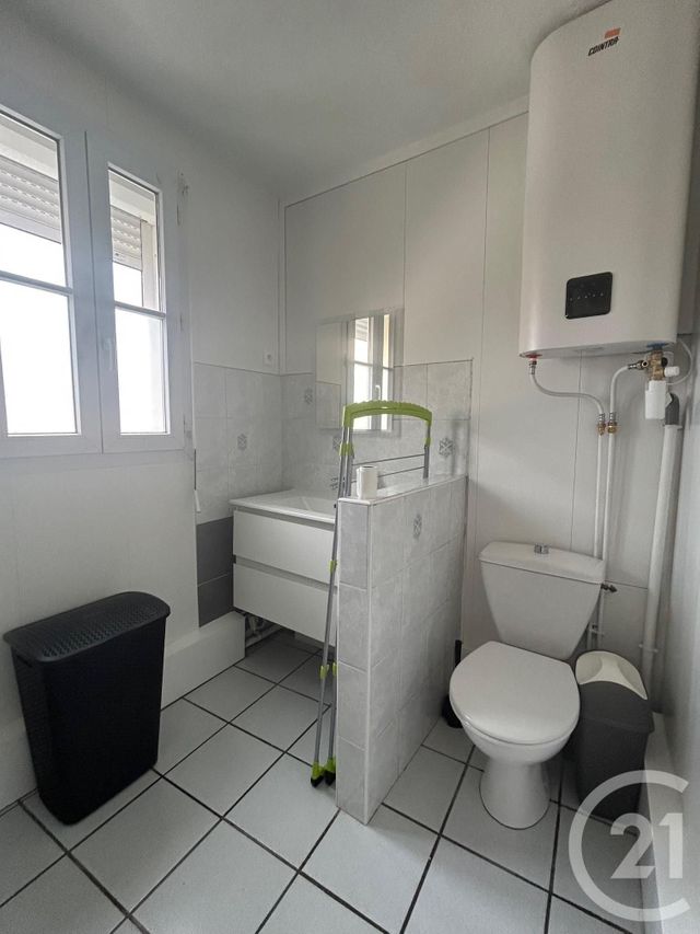 Appartement Studio à louer - 1 pièce - 21,88 m2 - Fontainebleau - 77 - ILE-DE-FRANCE