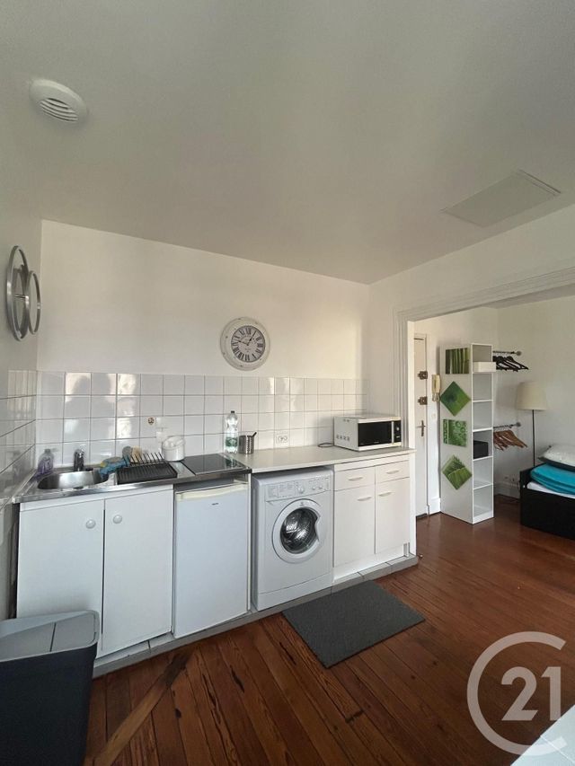 Appartement Studio à louer - 1 pièce - 21,88 m2 - Fontainebleau - 77 - ILE-DE-FRANCE