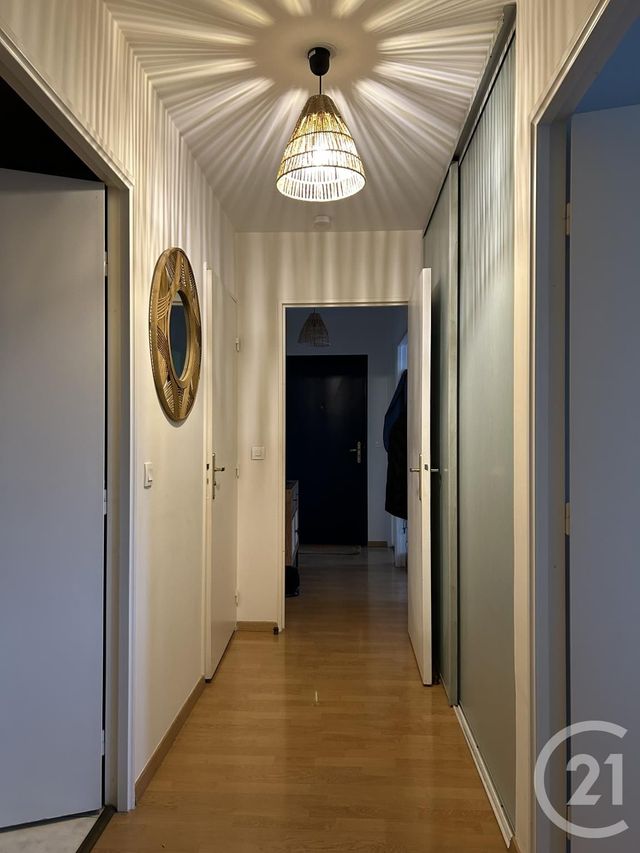 Appartement à louer - 3 pièces - 70,24 m2 - Avon - 77 - ILE-DE-FRANCE