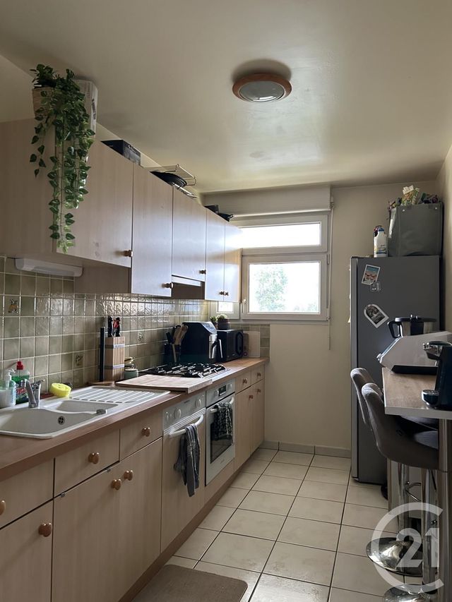 Appartement à louer - 3 pièces - 70,24 m2 - Avon - 77 - ILE-DE-FRANCE