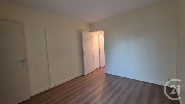 Appartement T4 à louer - 4 pièces - 105,52 m2 - Avon - 77 - ILE-DE-FRANCE