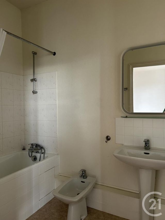 Maison à louer - 7 pièces - 169,01 m2 - Avon - 77 - ILE-DE-FRANCE