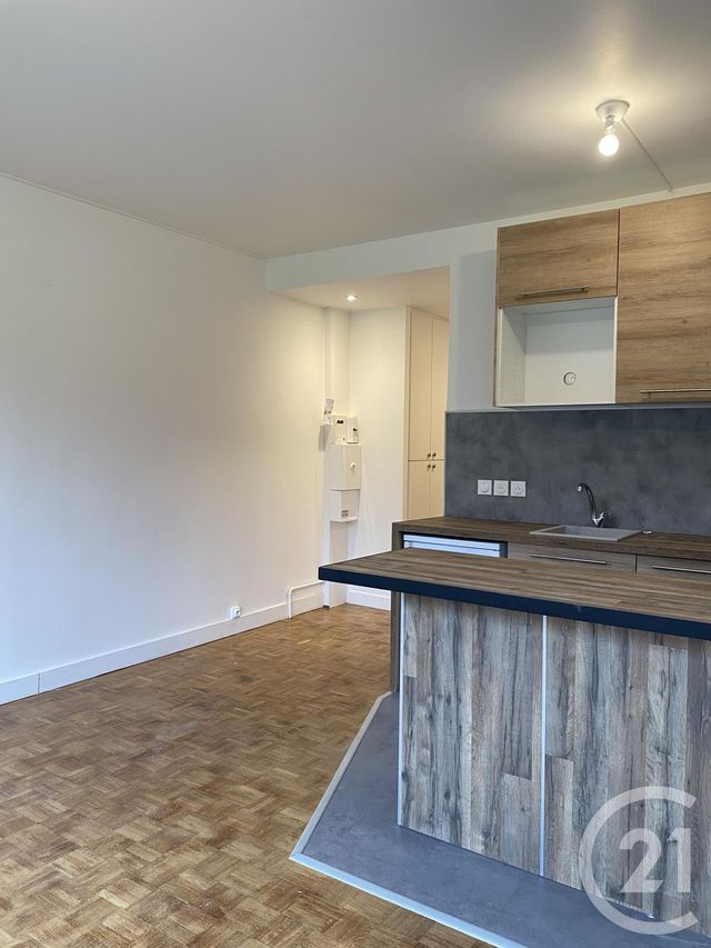Appartement Studio à louer - 1 pièce - 22,44 m2 - Avon - 77 - ILE-DE-FRANCE