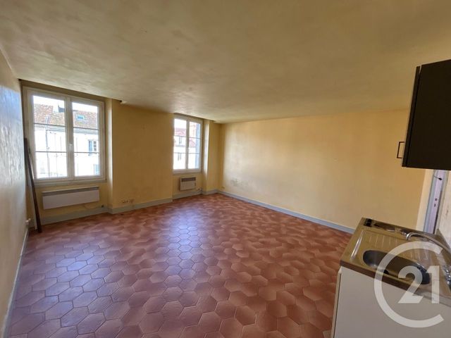 Appartement Studio &agrave; vendre - 1 pi&egrave;ce - 27,15 m2 - Fontainebleau - 77 - ILE-DE-FRANCE