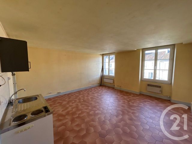 Appartement Studio &agrave; vendre - 1 pi&egrave;ce - 27,15 m2 - Fontainebleau - 77 - ILE-DE-FRANCE