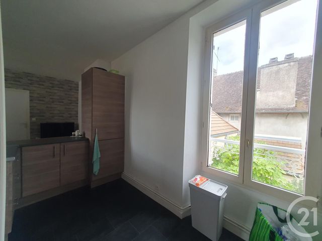 Appartement &agrave; louer - 3 pi&egrave;ces - 55,28 m2 - Thomery - 77 - ILE-DE-FRANCE