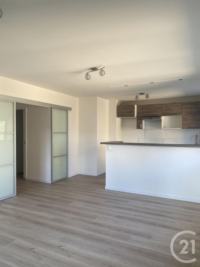 Appartement &agrave; louer - 3 pi&egrave;ces - 63,86 m2 - Avon - 77 - ILE-DE-FRANCE