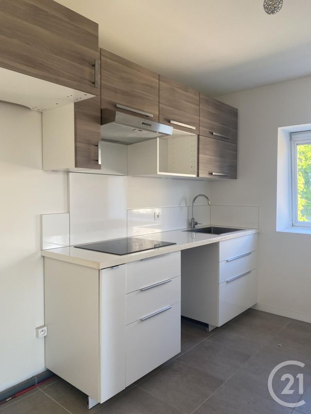 Appartement &agrave; louer - 3 pi&egrave;ces - 63,86 m2 - Avon - 77 - ILE-DE-FRANCE