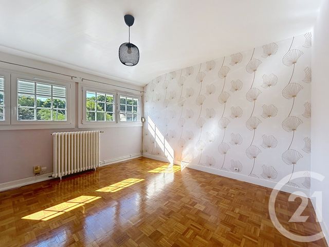 Maison &agrave; louer - 6 pi&egrave;ces - 121,45 m2 - Avon - 77 - ILE-DE-FRANCE