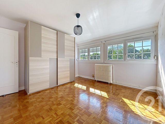 Maison &agrave; louer - 6 pi&egrave;ces - 121,45 m2 - Avon - 77 - ILE-DE-FRANCE