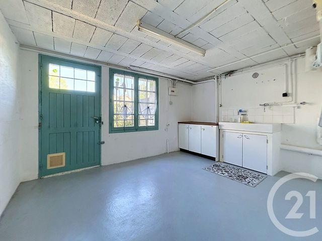Maison &agrave; louer - 6 pi&egrave;ces - 121,45 m2 - Avon - 77 - ILE-DE-FRANCE