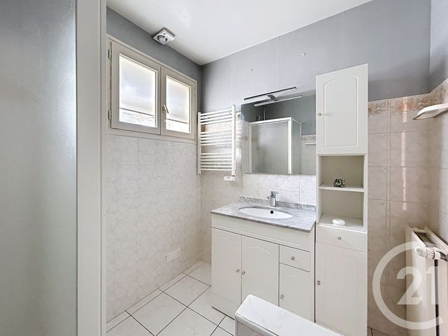 Maison &agrave; louer - 6 pi&egrave;ces - 121,45 m2 - Avon - 77 - ILE-DE-FRANCE