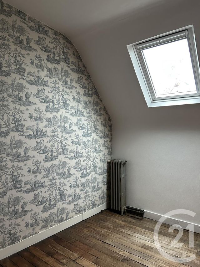 Maison &agrave; louer - 9 pi&egrave;ces - 163,70 m2 - Fontainebleau - 77 - ILE-DE-FRANCE