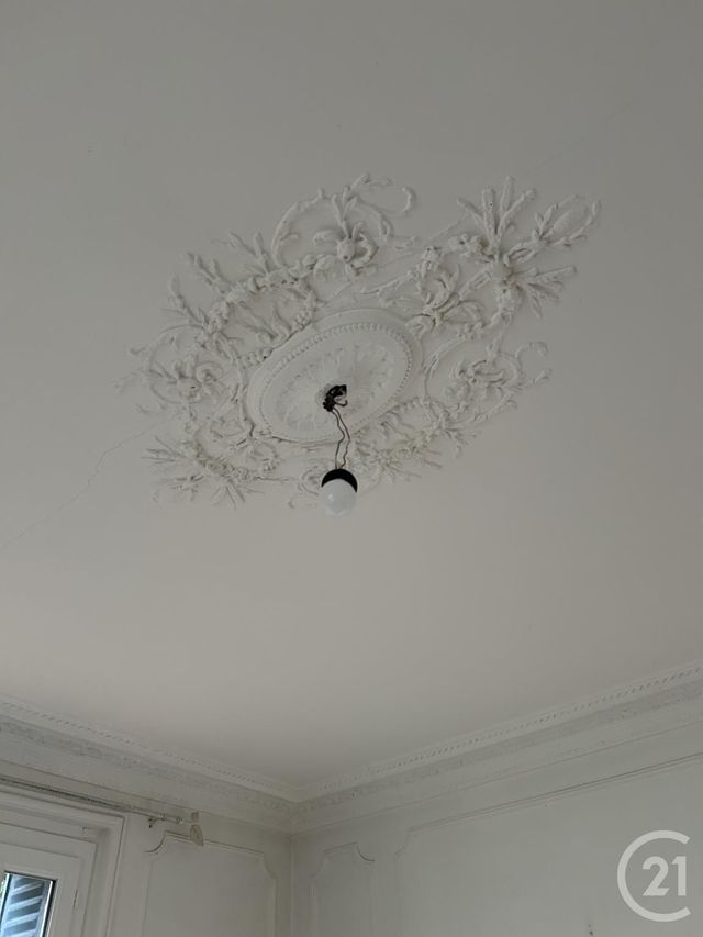 Maison &agrave; louer - 9 pi&egrave;ces - 163,70 m2 - Fontainebleau - 77 - ILE-DE-FRANCE