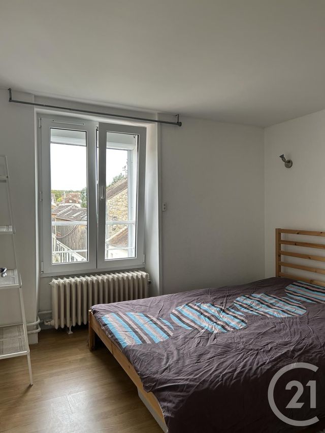 Appartement &agrave; louer - 2 pi&egrave;ces - 29,81 m2 - Fontainebleau - 77 - ILE-DE-FRANCE