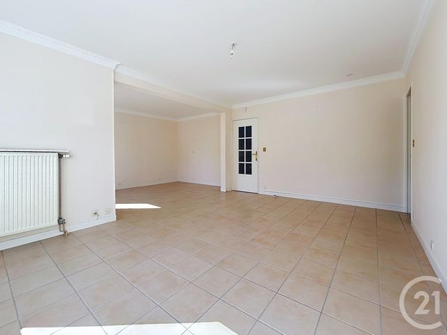 Appartement T3 &agrave; louer - 3 pi&egrave;ces - 63,53 m2 - Avon - 77 - ILE-DE-FRANCE