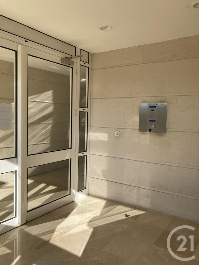 Appartement &agrave; louer - 2 pi&egrave;ces - 52,04 m2 - Avon - 77 - ILE-DE-FRANCE