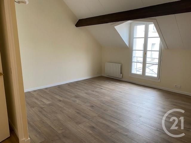 Appartement &agrave; louer - 4 pi&egrave;ces - 66,95 m2 - Fontainebleau - 77 - ILE-DE-FRANCE