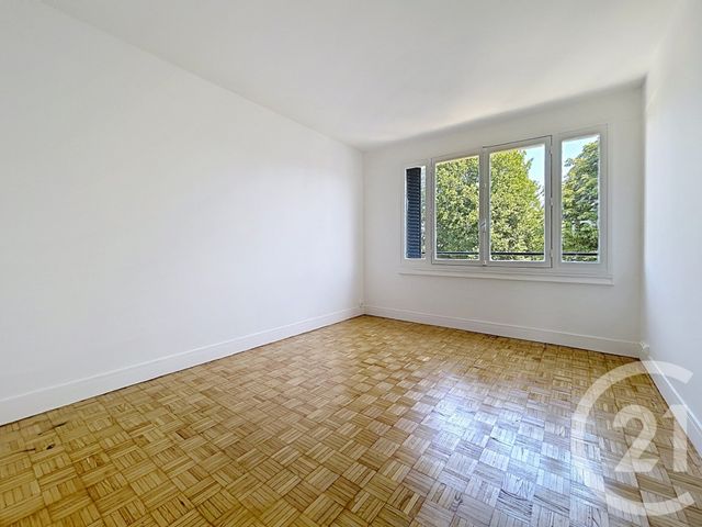 Appartement 3 pièces &agrave; louer - 3 pi&egrave;ces - 67,63 m2 - Fontainebleau - 77 - ILE-DE-FRANCE