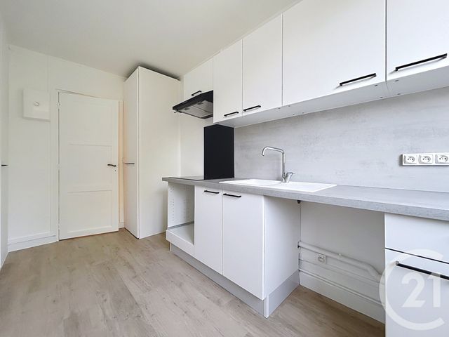 Appartement 3 pièces &agrave; louer - 3 pi&egrave;ces - 67,63 m2 - Fontainebleau - 77 - ILE-DE-FRANCE