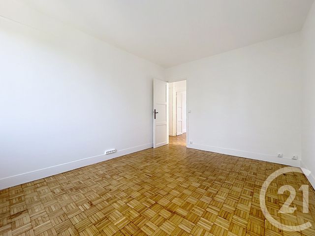Appartement 3 pièces &agrave; louer - 3 pi&egrave;ces - 67,63 m2 - Fontainebleau - 77 - ILE-DE-FRANCE