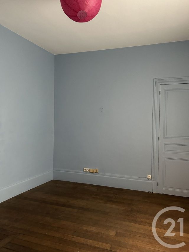 Commerce &agrave; louer - 35 m2 - 77 - ILE-DE-FRANCE