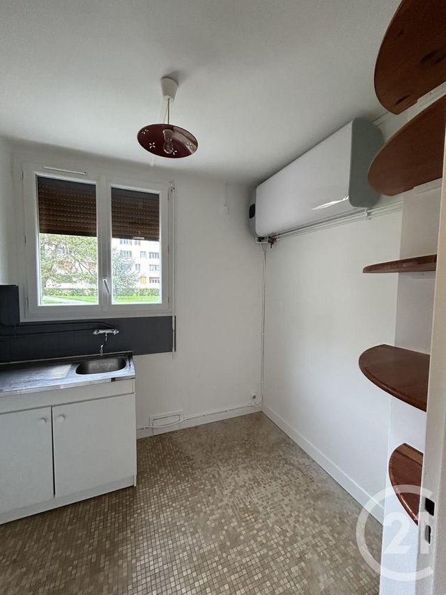 Appartement &agrave; louer - 4 pi&egrave;ces - 61,09 m2 - Avon - 77 - ILE-DE-FRANCE