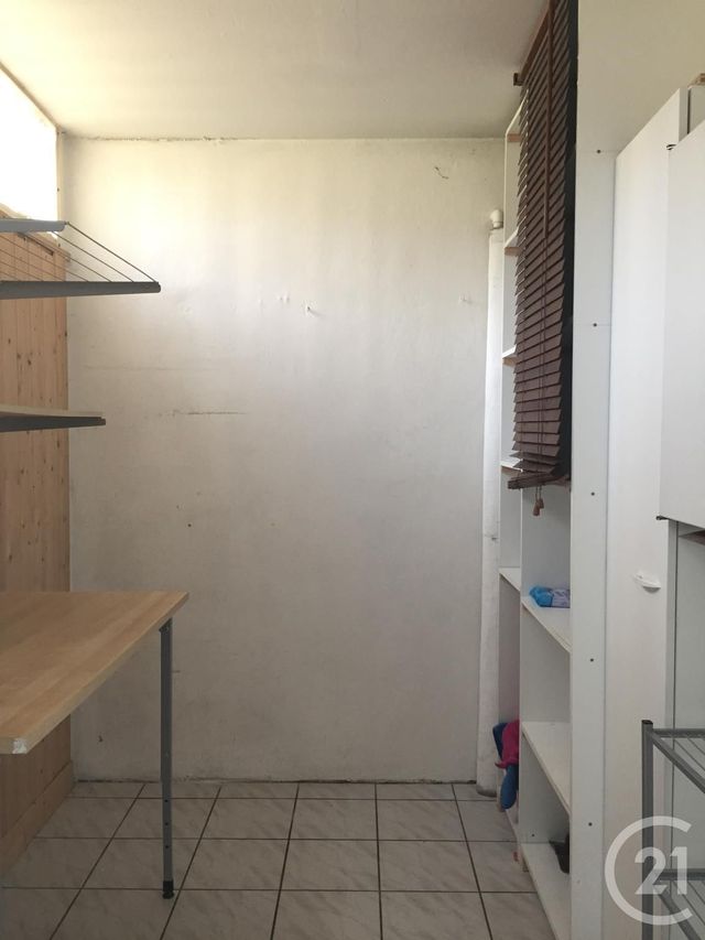 Appartement &agrave; louer - 3 pi&egrave;ces - 60,02 m2 - Avon - 77 - ILE-DE-FRANCE
