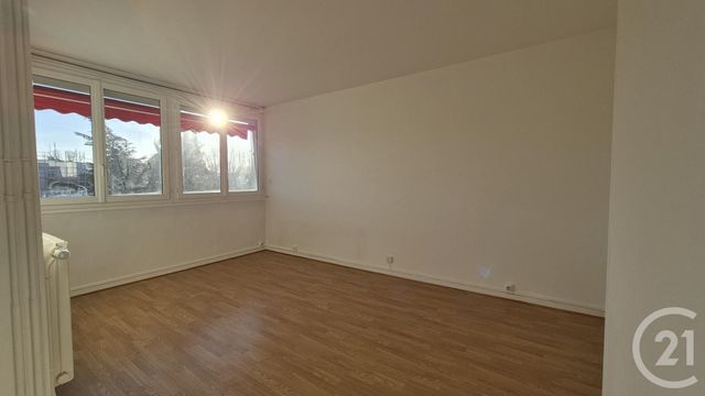 Appartement 2 pièces &agrave; louer - 2 pi&egrave;ces - 42,12 m2 - Fontainebleau - 77 - ILE-DE-FRANCE