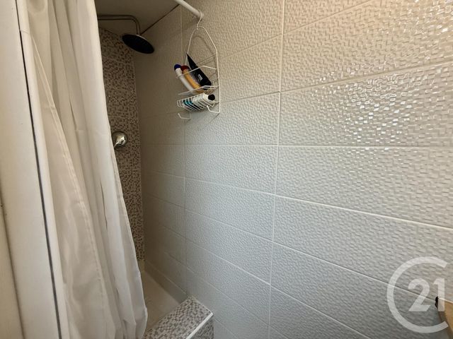 Appartement &agrave; vendre - 2 pi&egrave;ces - 17,02 m2 - Fontainebleau - 77 - ILE-DE-FRANCE