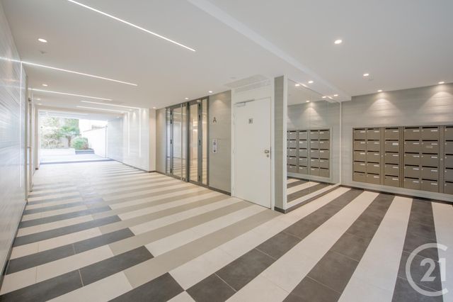 Appartement &agrave; vendre - 3 pi&egrave;ces - 81,09 m2 - Fontainebleau - 77 - ILE-DE-FRANCE