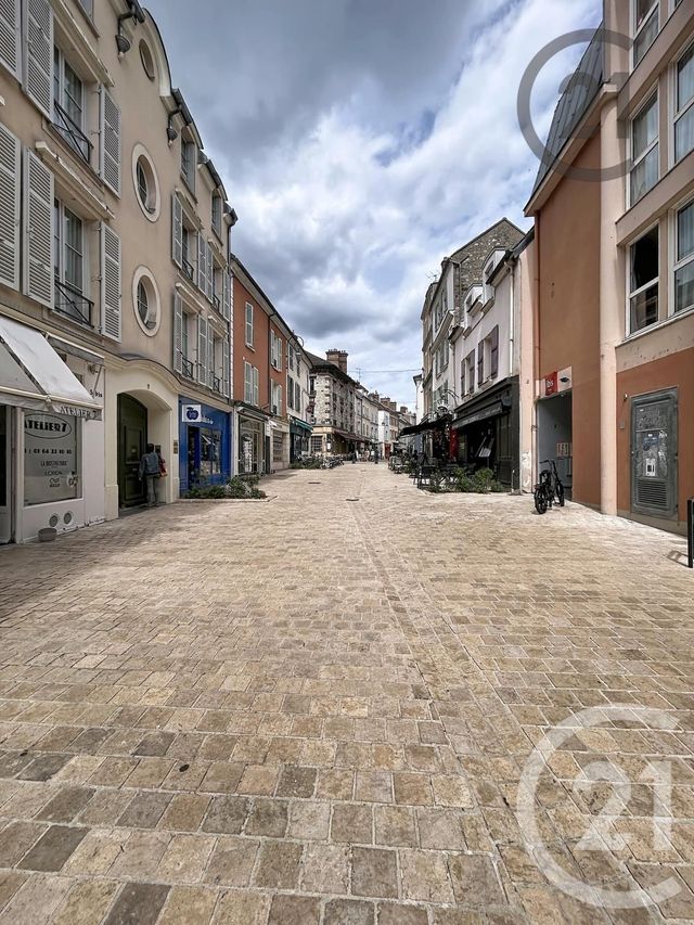 Appartement &agrave; vendre - 3 pi&egrave;ces - 81,09 m2 - Fontainebleau - 77 - ILE-DE-FRANCE