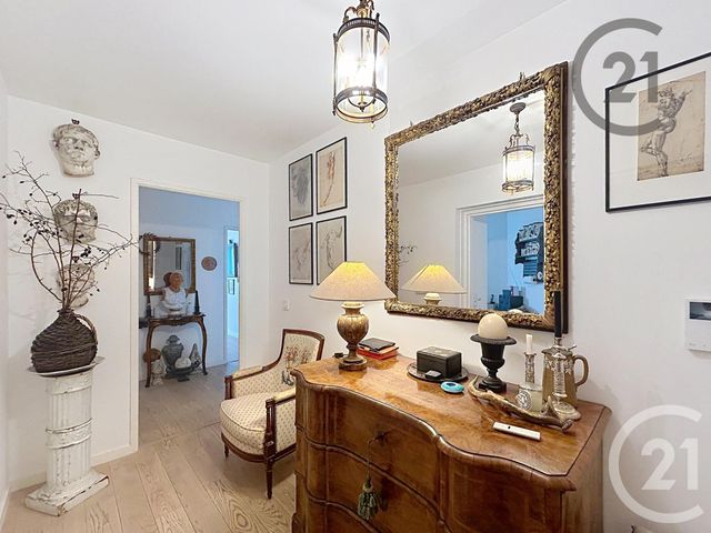 Appartement &agrave; vendre - 3 pi&egrave;ces - 81,09 m2 - Fontainebleau - 77 - ILE-DE-FRANCE