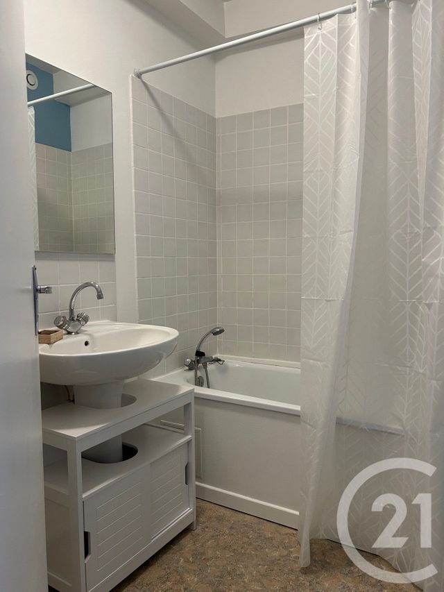 Appartement Studio &agrave; louer - 1 pi&egrave;ce - 24,29 m2 - Avon - 77 - ILE-DE-FRANCE