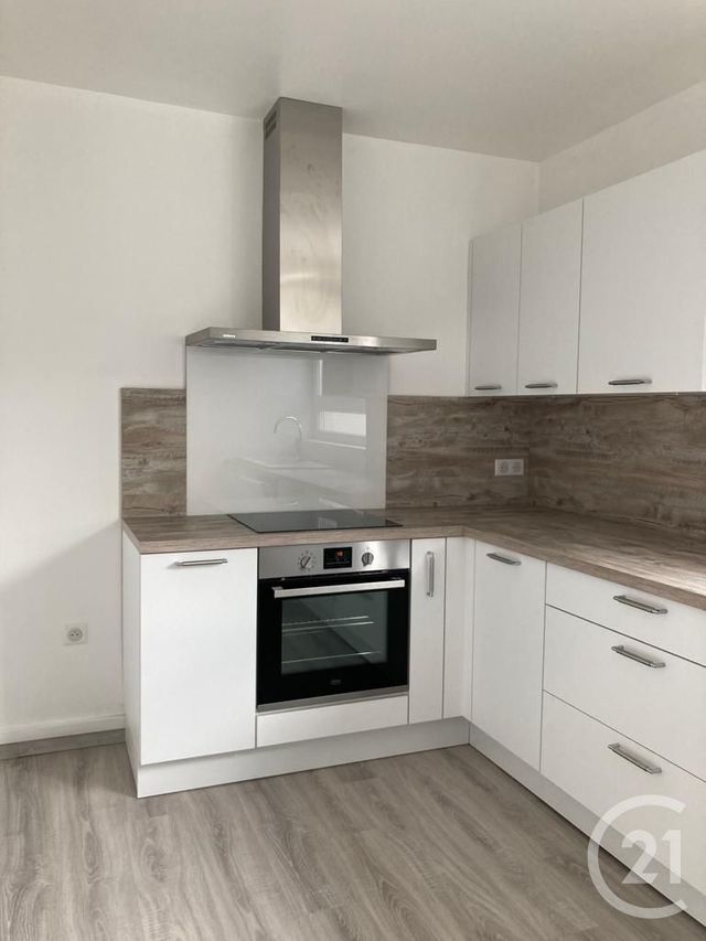 Appartement &agrave; louer - 3 pi&egrave;ces - 63,35 m2 - Avon - 77 - ILE-DE-FRANCE