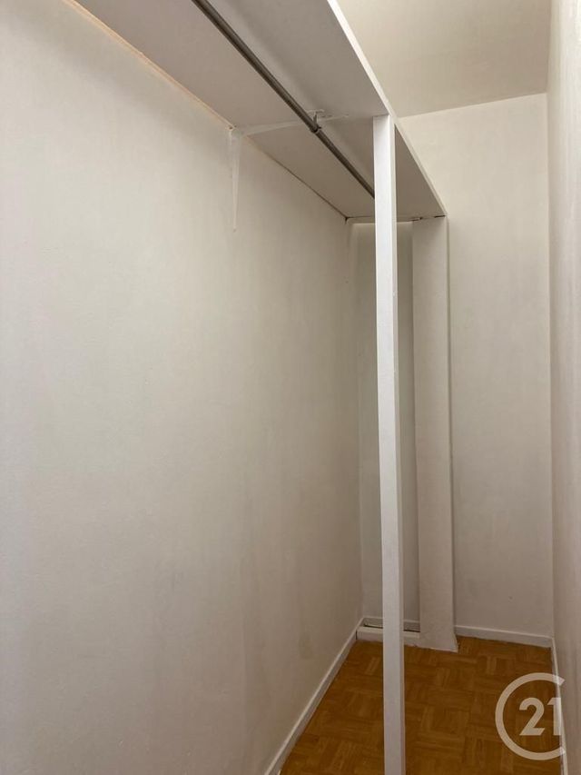 Appartement &agrave; louer - 3 pi&egrave;ces - 63,35 m2 - Avon - 77 - ILE-DE-FRANCE