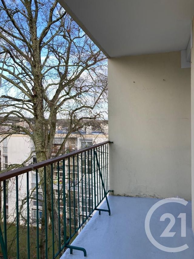 Appartement &agrave; louer - 3 pi&egrave;ces - 63,35 m2 - Avon - 77 - ILE-DE-FRANCE