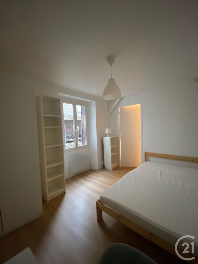 Appartement Studio &agrave; louer - 1 pi&egrave;ce - 19,96 m2 - Fontainebleau - 77 - ILE-DE-FRANCE